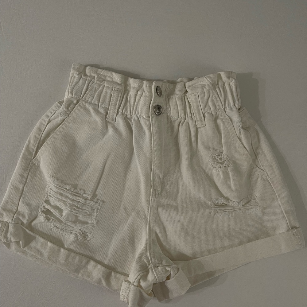 FOREVER 21 HIGH-WAIST SHORT